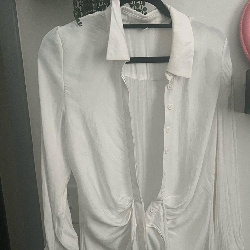 Steve Madden longe sleeve white dress